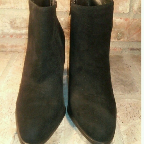 Jacqueline Ferrar 'Rita' Black Suede Ankle Boots - Picture 3 of 4